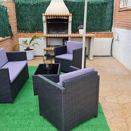 'garbi', 500m To Beach, Private Pool, On-site-service, Dog * Riumar